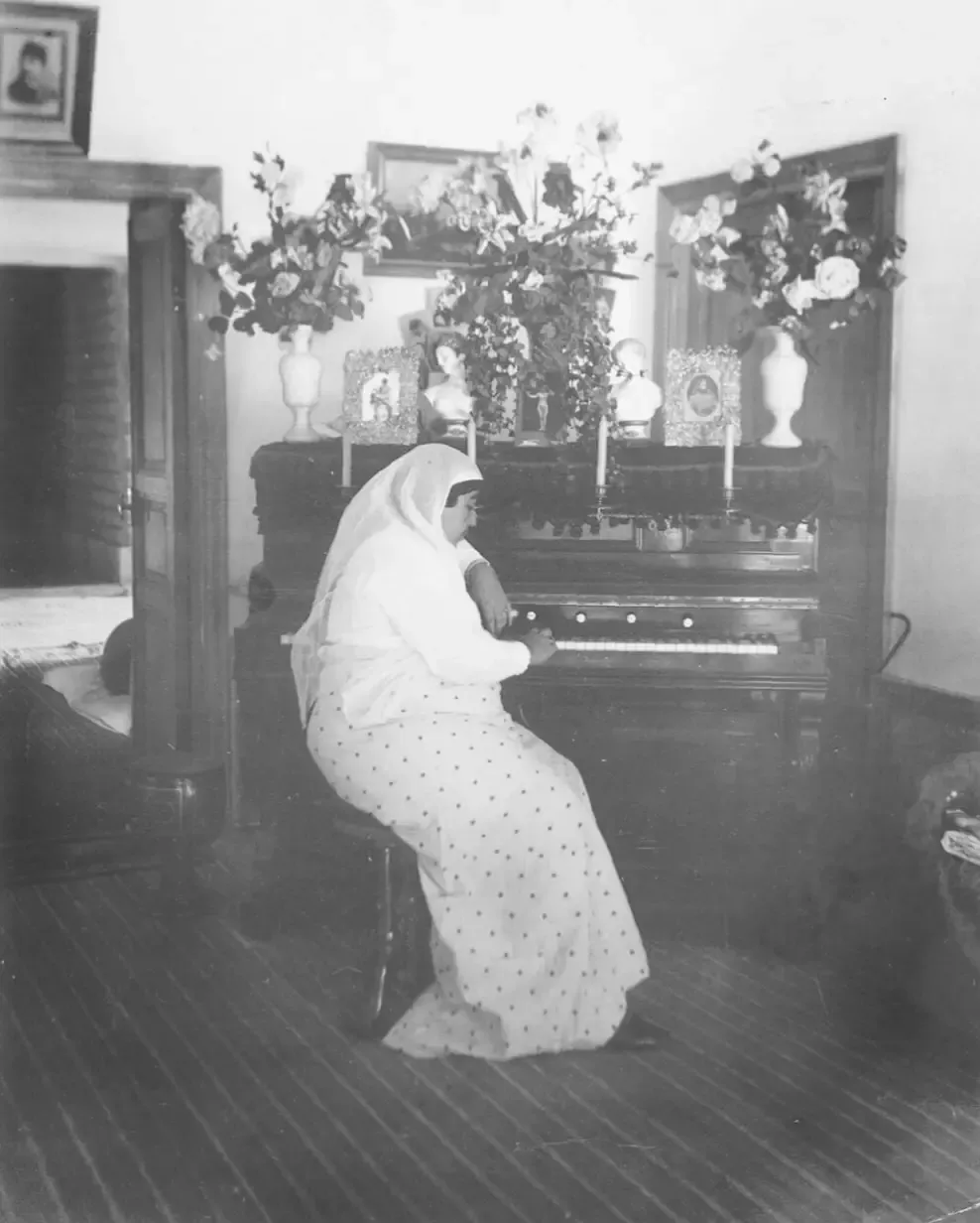  Nasser al-Din Shah's granddaughter playing the piano